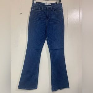 LEVI’S/Levi’s Flare Jeans Shaping Mid-Rise Bootcut Denim Jeans Size 10.